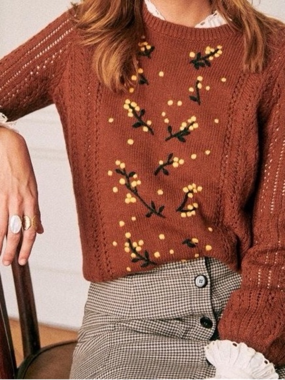 Sezane Gladys Rust Brown Knit Sweater with Yellow Floral Embroidery - Picture 2 of 7
